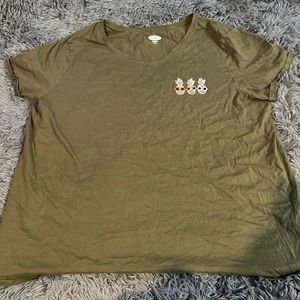 old navy everyday shirt. size XXL.